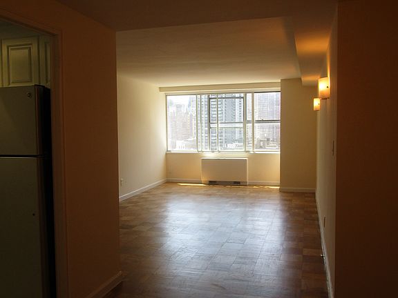 2nd image of 250 E 63rd St APT 1202