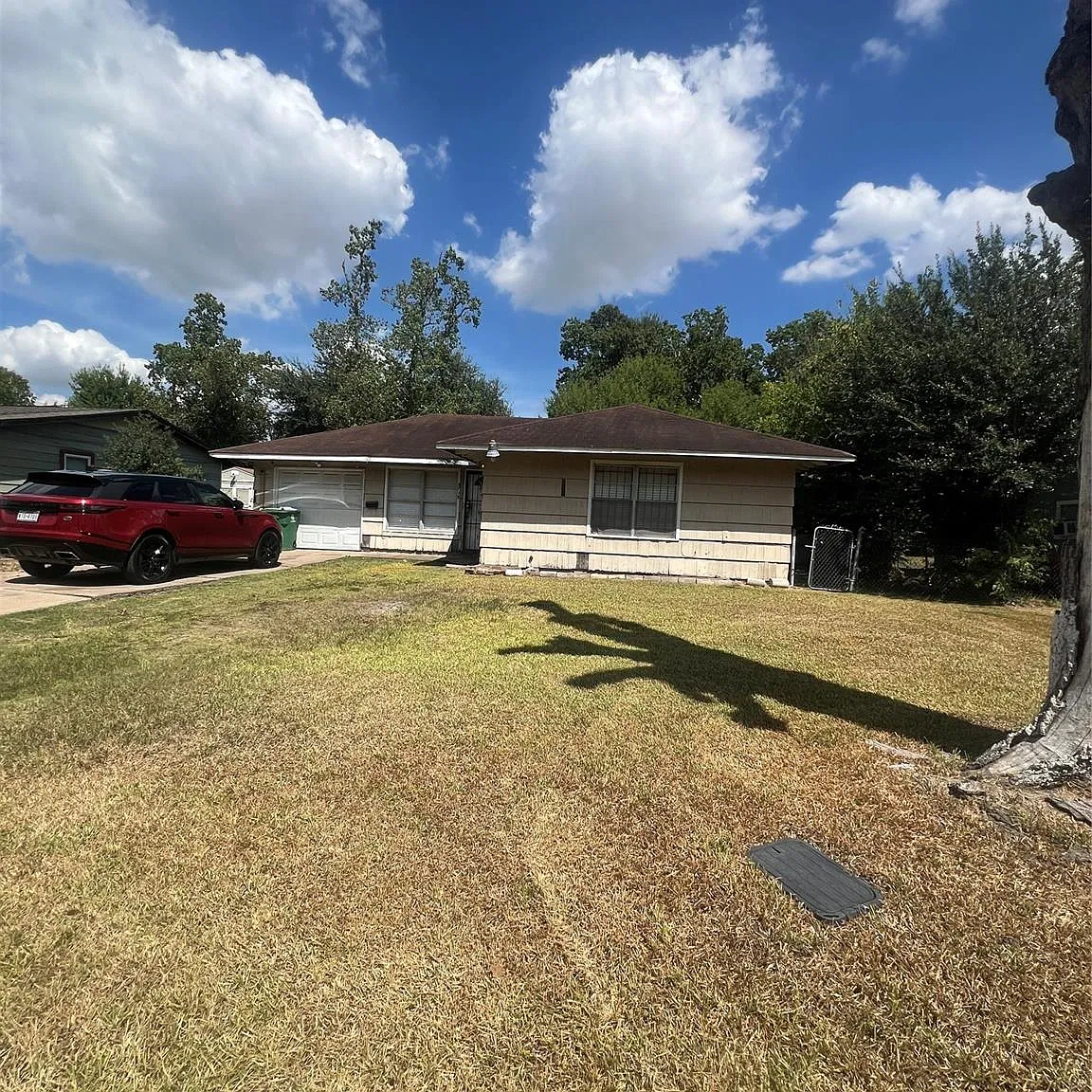 3 bed, 1.0 bath, 1036 sqft, $1,500 — Photo 1
