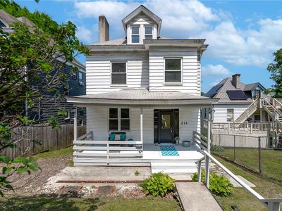 221 Perry Hwy, Pittsburgh, PA, 15229