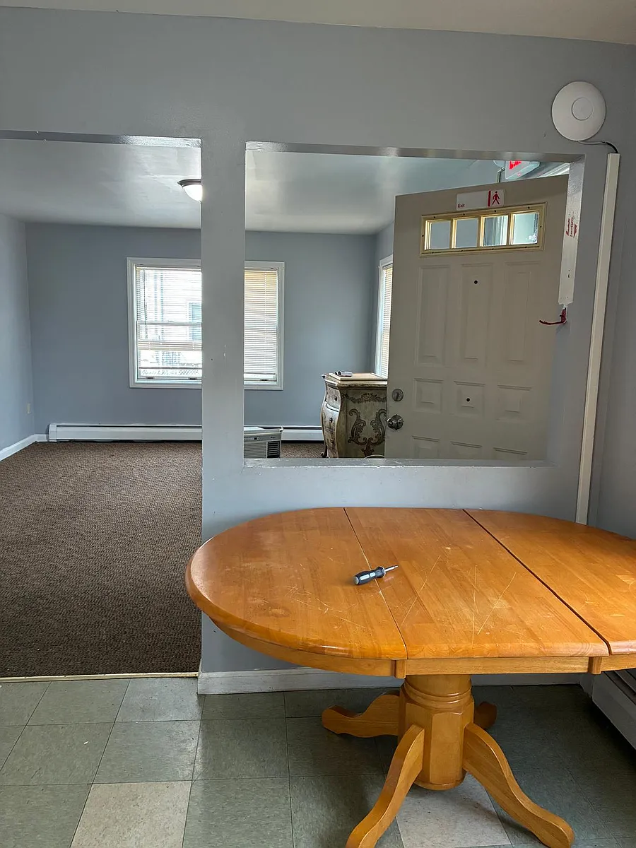 Building Photo - 5 Bassett Ct #B