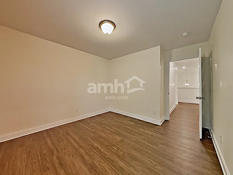 112 Samara Ln — Photo 15