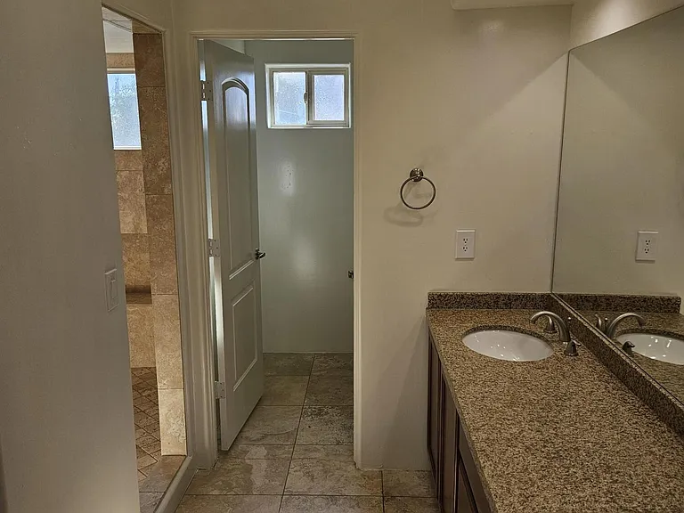 4113 N 22nd St #10A — Photo 33