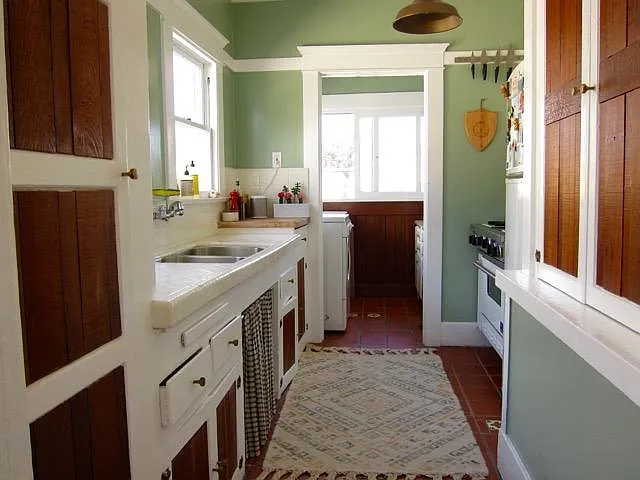 322 Market St — Photo 17