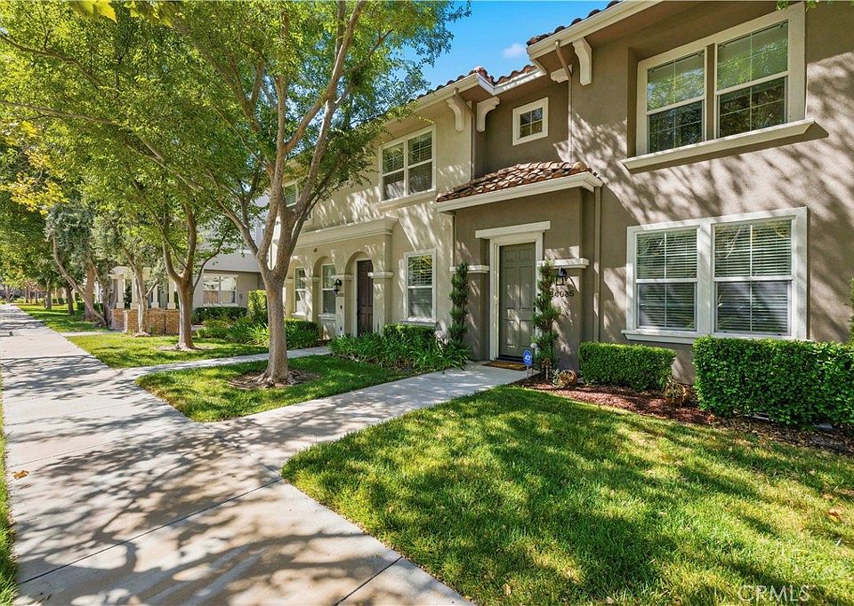 1st image of 24085 Avocado Ln