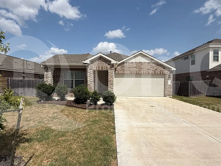 21601 Quick Fox Dr — Photo 1