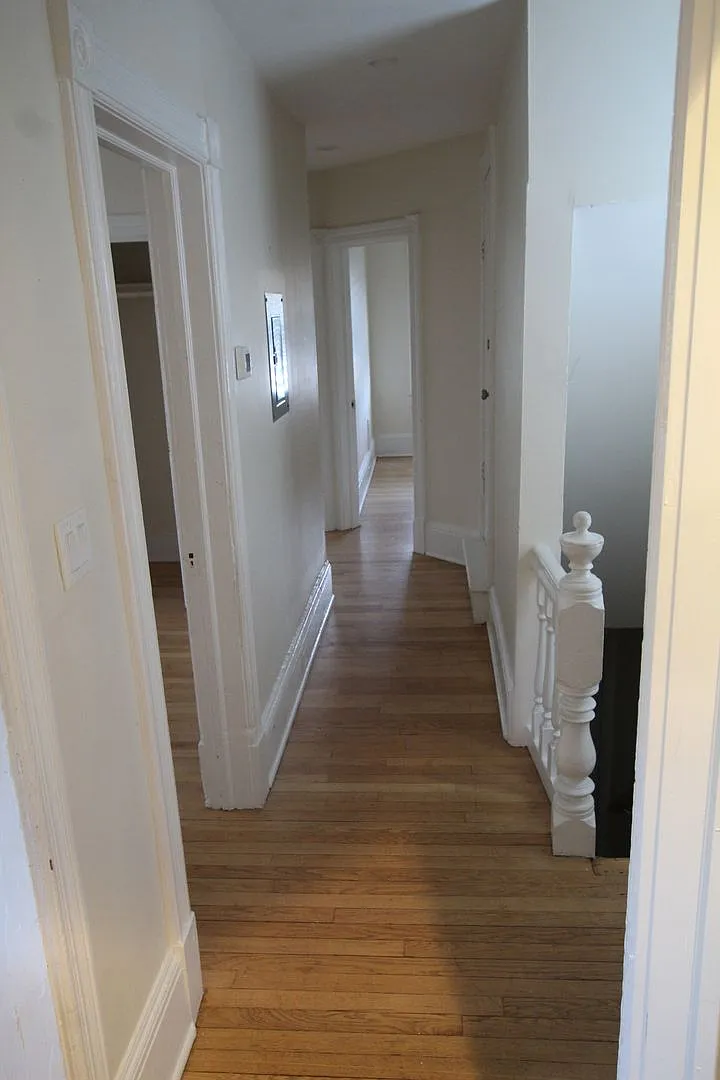 17 O'Neil St — Photo 2