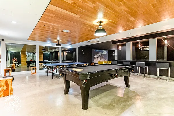 Rented by MySpaceNYC | media 35