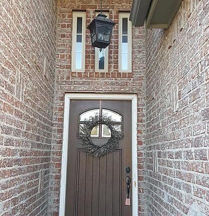 3rd image of 3105 Harbour Town Pl
