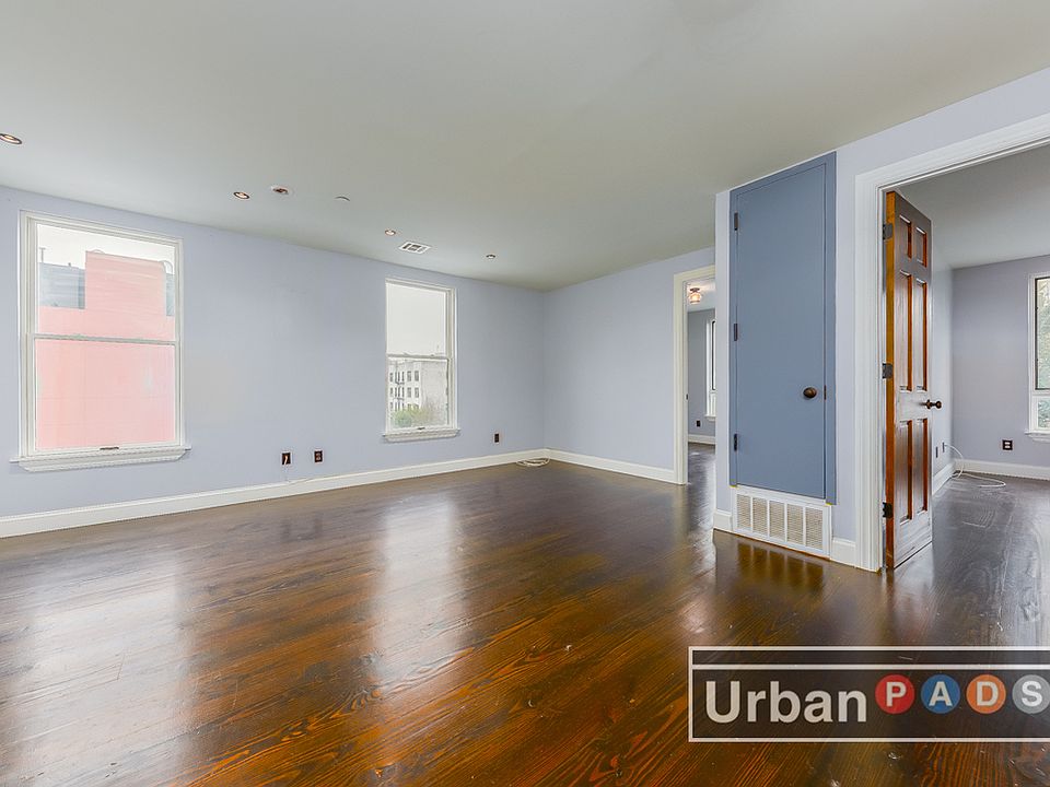 1st image of 1027 President St #B4
