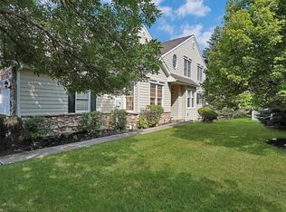 161 Patriot Hill Dr, Basking Ridge, NJ 07920