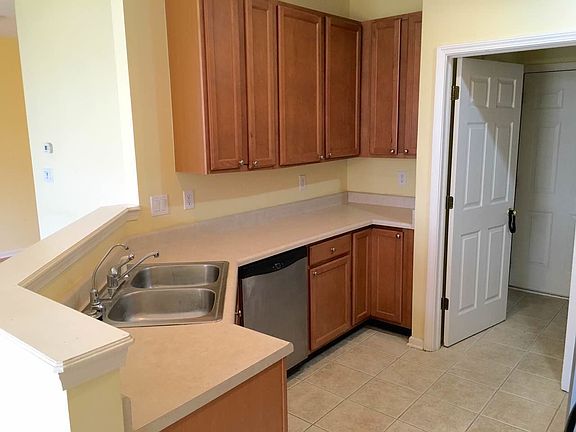 5th image of 4028 Eldor Flower Dr