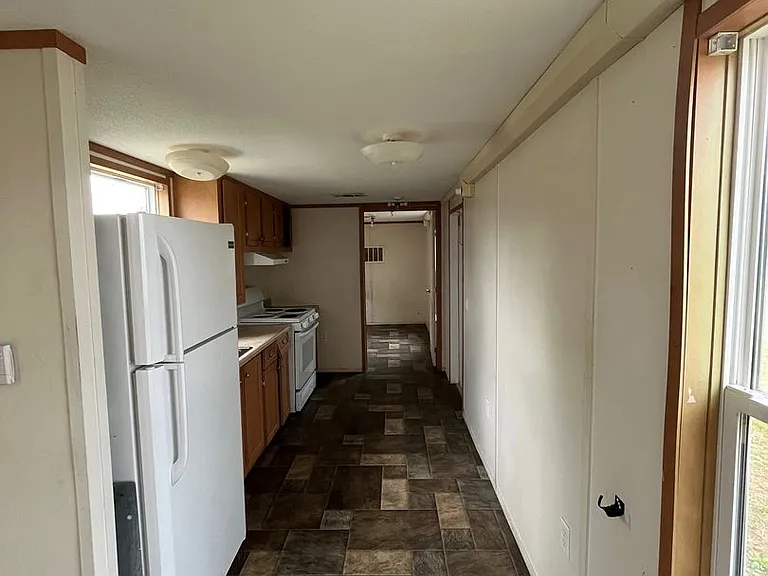 3605 Lane Rd — Photo 3