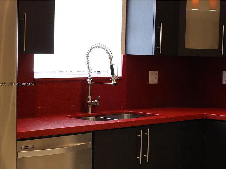 1435 SW 82nd Pl — Photo 7