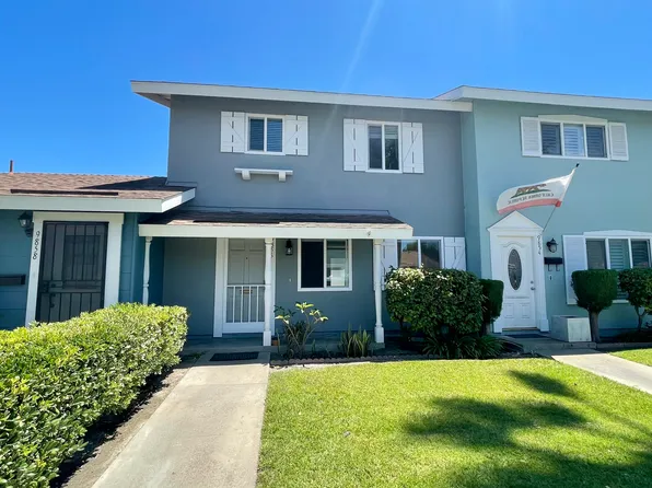 9856 Continental Dr, Huntington Beach, CA 92646