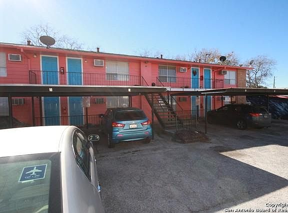 2nd image of 114 Andrews St APT 3