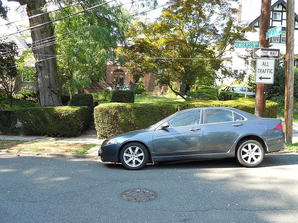 1st image of 17 Amberson Ave