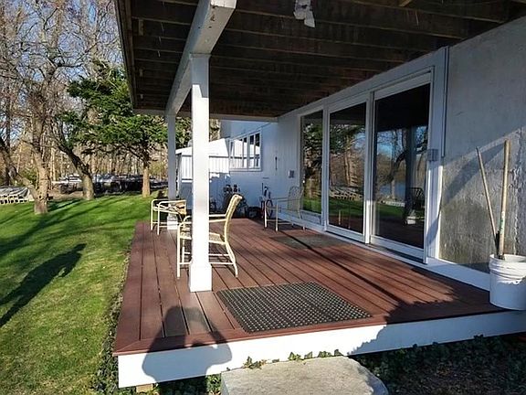 Side view of deck.