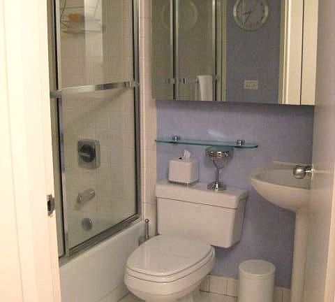 4th image of 146 W 57th St APT 32I