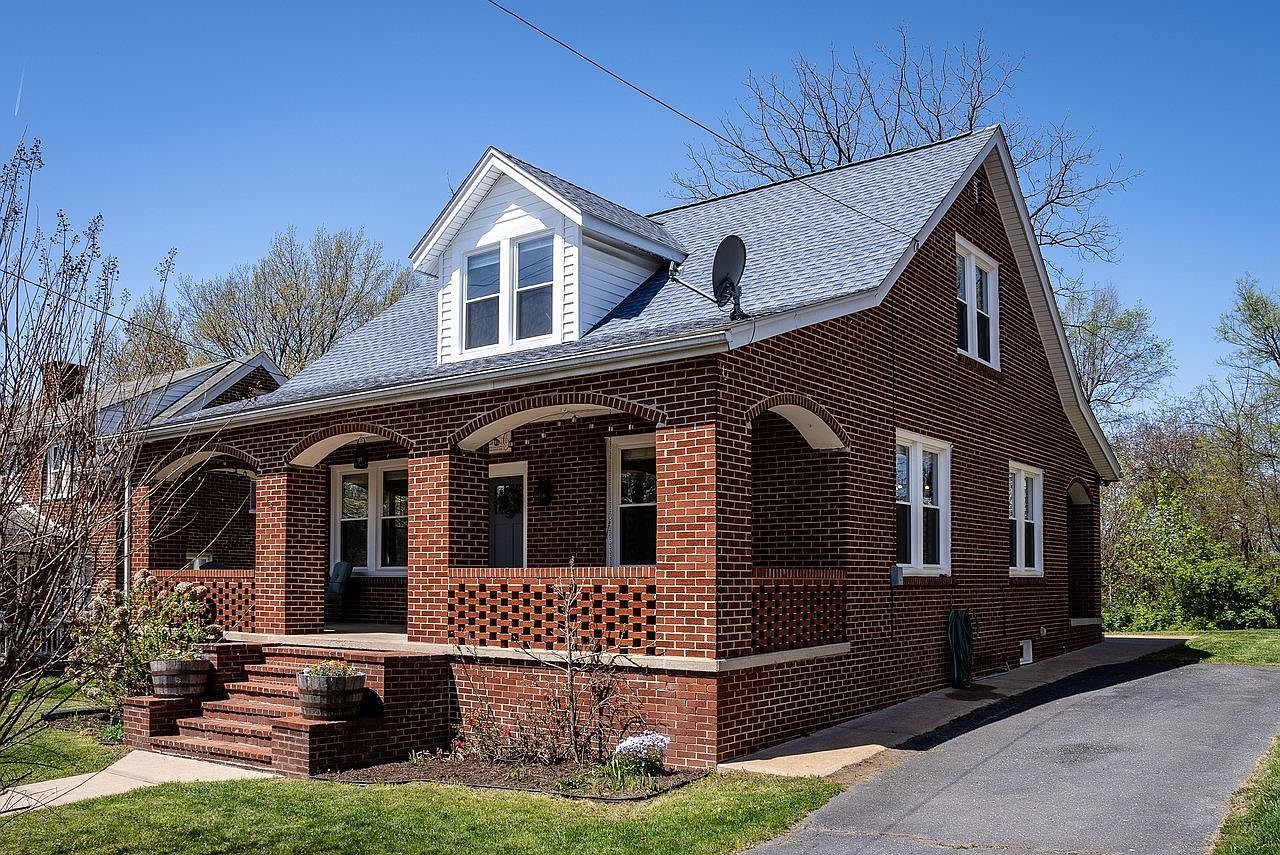 413 Florence Ave, Waynesboro, VA 22980 Zillow