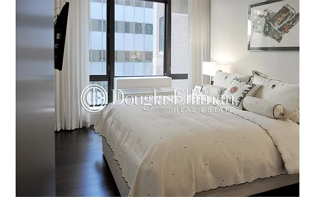 Rented by Douglas Elliman | media 75