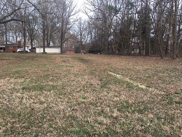 2nd image of 5398 Roxboro Rd #1