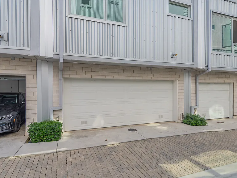6016 W Beachwood Ln — Photo 11