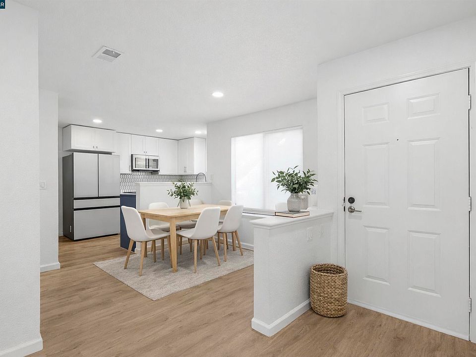 1st image of 1101 Chelsea