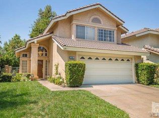 645 Overlook Rd, Simi Valley, CA 93065
