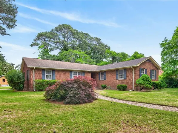 3100 Riveredge Dr, Portsmouth, VA 23703