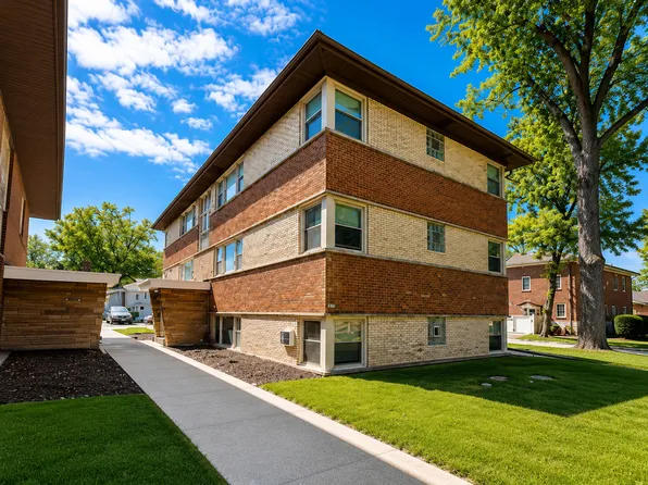 837 Lathrop Ave APT 2E, Forest Park, IL 60130