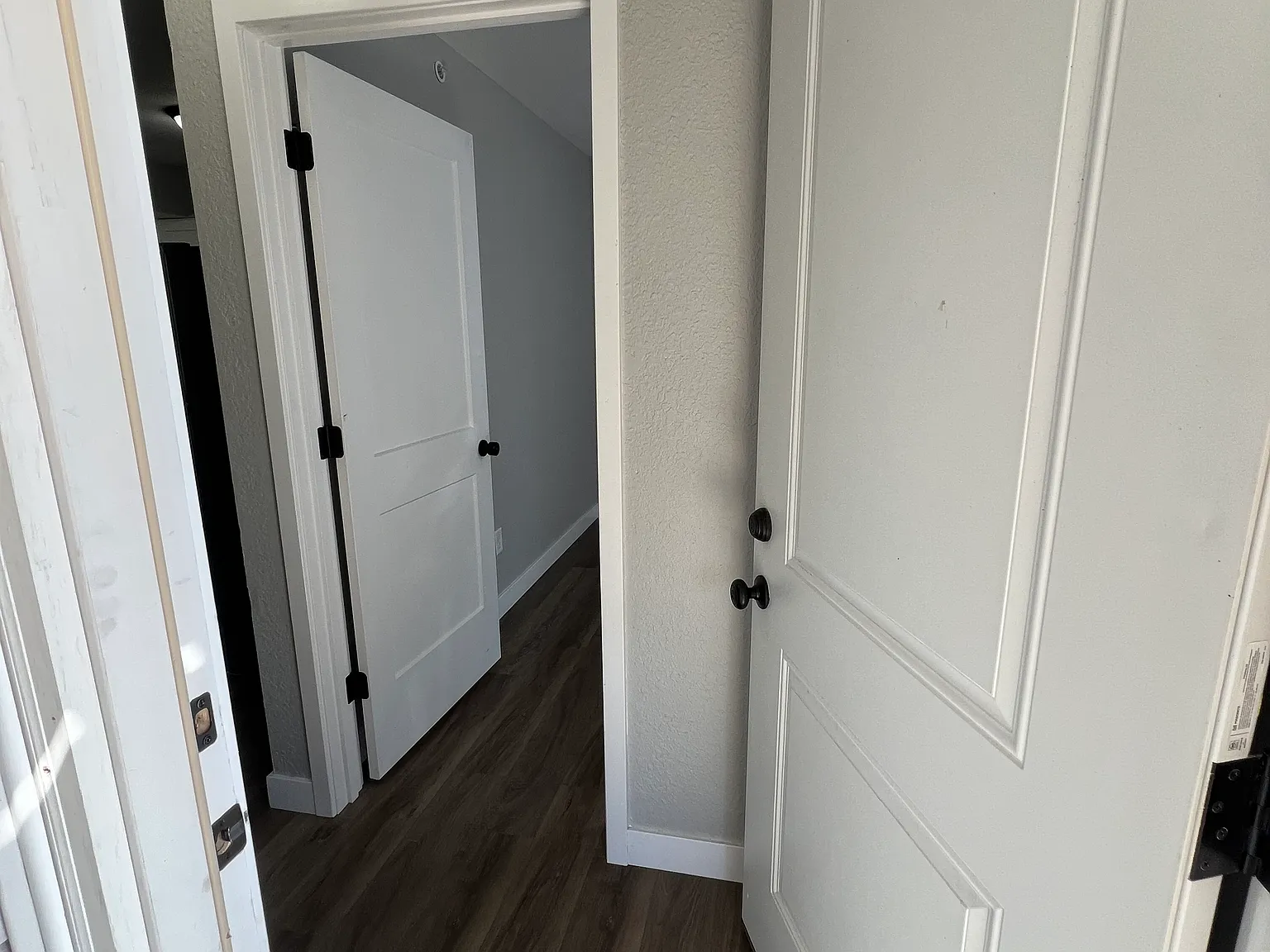 3 bed, 1000 sqft, $1,250 — Photo 3