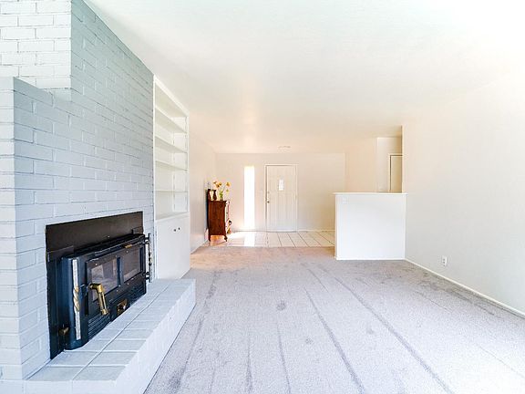 4th image of 651 Parkside Drive