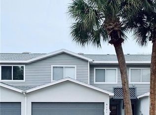 9131 Jakes Path, Largo, FL 33771