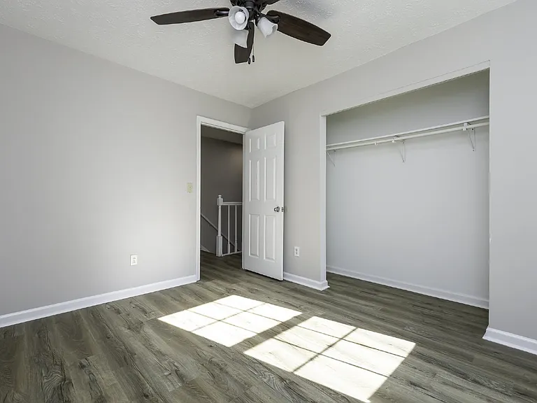 5 Cooperfield Ave — Photo 16