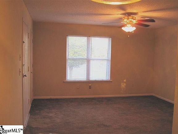 5th image of 713 E Curtis St APT 6