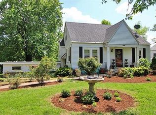 2215 W Cape Rock Dr, Cape Girardeau, MO 63701