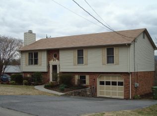 1839 Lawndale Ave, Salem, VA 24153