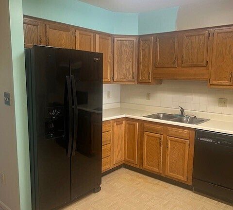 4th image of 9242 Sea Pine Ln