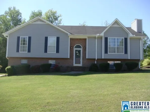 108 Fairlane Dr, Pleasant Grove, AL 35127