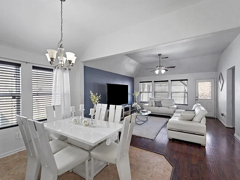 18523 Windy Stone Dr — Photo 20