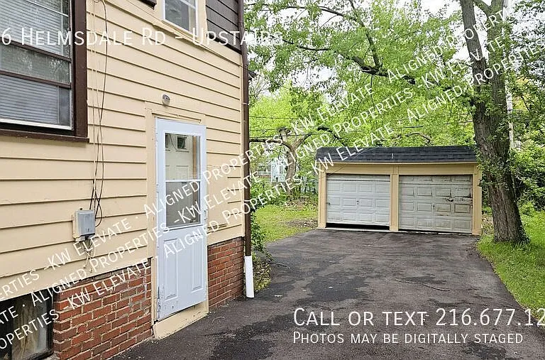 886 Helmsdale Rd #UPSTAIRS — Photo 14