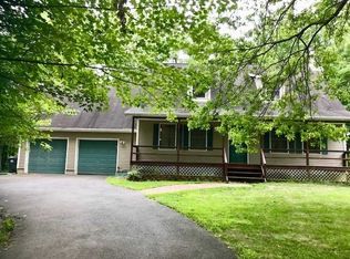 5 Hickory Hill Rd, New Paltz, NY 12561