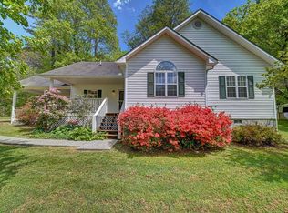782 Fox Rd, Hiawassee, GA 30546