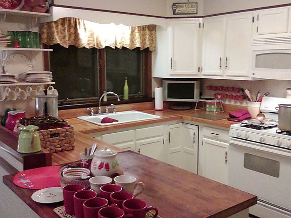 Kitchen Butcher Block Ctr