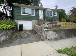 140 Norwood Ave, New London, CT 06320