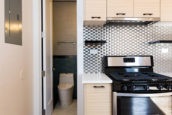 Rented by Nooklyn NYC LLC | media 62