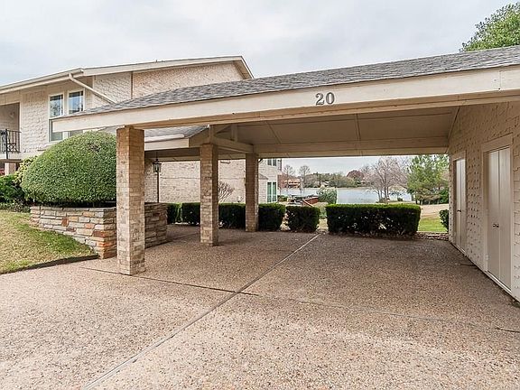 2nd image of 20 Country Lake Dr