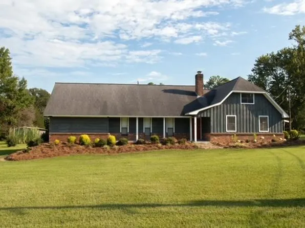 30 Brooksville Rd, Louisville, MS 39339