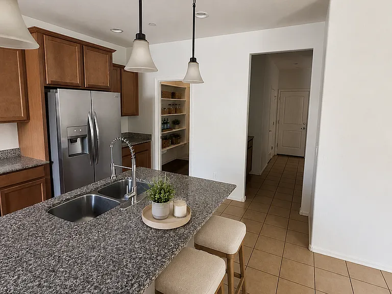 21221 W Berkeley Rd — Photo 4