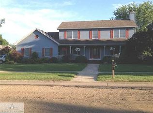 601 Parkview Dr, Saint Johns, MI